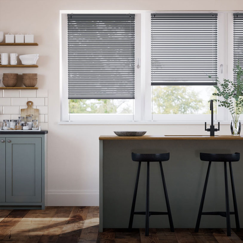 VENEZIANE <br /> IN ALLUMINIO